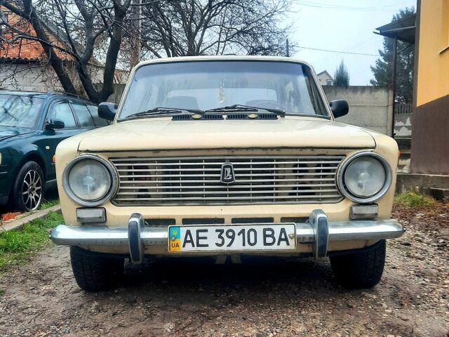 Бежевий ВАЗ 2101, об'ємом двигуна 1.2 л та пробігом 0 тис. км за 1000 $, фото 1 на Automoto.ua