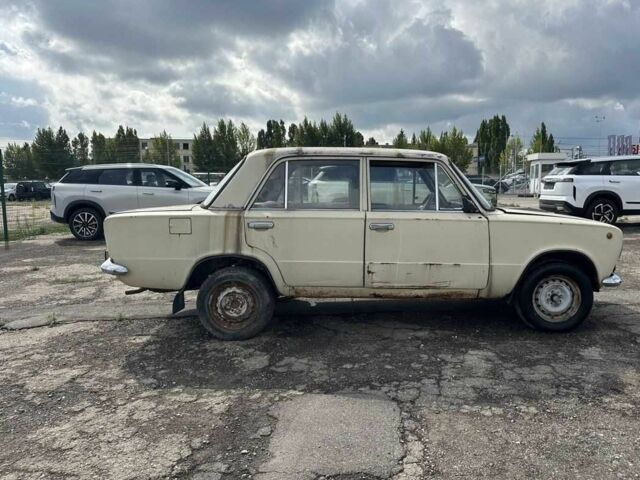 Бежевый ВАЗ 2101, объемом двигателя 0 л и пробегом 200 тыс. км за 333 $, фото 1 на Automoto.ua