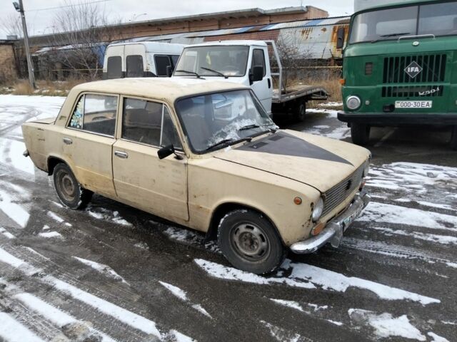 Бежевый ВАЗ 2101, объемом двигателя 0 л и пробегом 214 тыс. км за 249 $, фото 1 на Automoto.ua