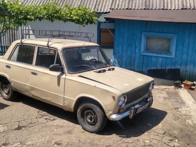 Бежевий ВАЗ 2101, об'ємом двигуна 1.2 л та пробігом 999 тис. км за 481 $, фото 1 на Automoto.ua