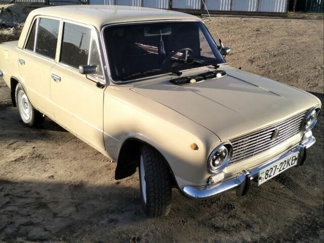 Бежевый ВАЗ 2101, объемом двигателя 1.1 л и пробегом 846 тыс. км за 1000 $, фото 1 на Automoto.ua