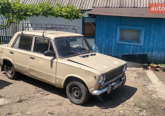 Бежевый ВАЗ 2101, объемом двигателя 1.2 л и пробегом 999 тыс. км за 500 $, фото 1 на Automoto.ua