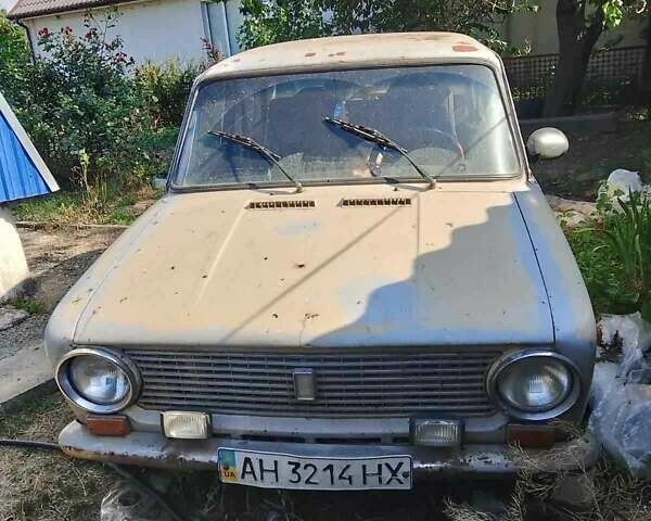 Бежевый ВАЗ 2101, объемом двигателя 1.1 л и пробегом 150 тыс. км за 356 $, фото 1 на Automoto.ua