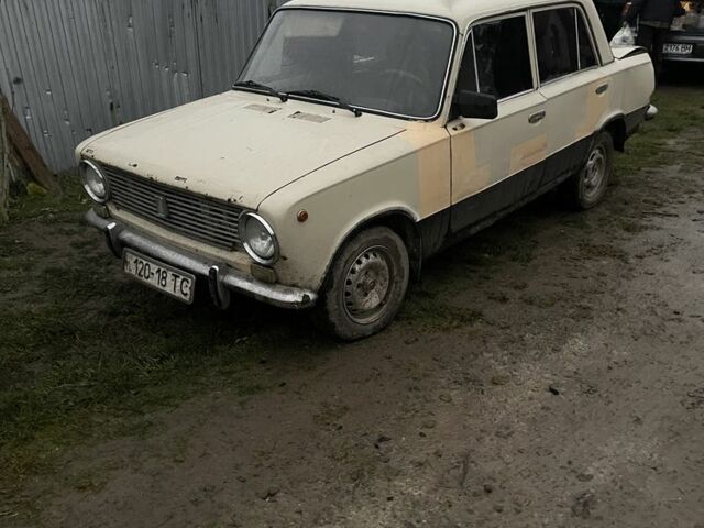 Бежевый ВАЗ 2101, объемом двигателя 1.3 л и пробегом 400 тыс. км за 212 $, фото 1 на Automoto.ua