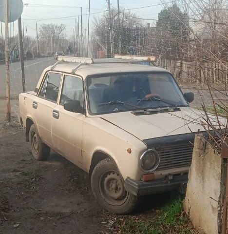Бежевый ВАЗ 2101, объемом двигателя 1 л и пробегом 183 тыс. км за 400 $, фото 1 на Automoto.ua
