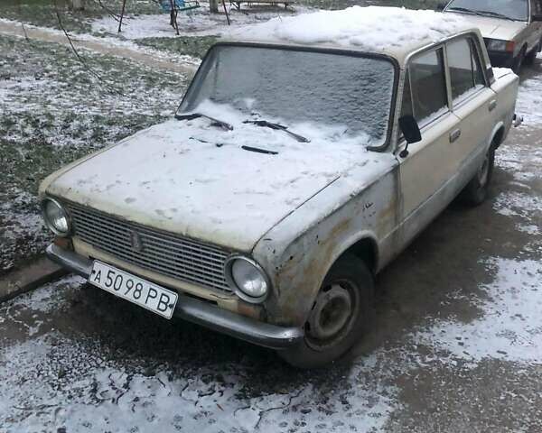 Бежевый ВАЗ 2101, объемом двигателя 1.2 л и пробегом 100 тыс. км за 386 $, фото 1 на Automoto.ua