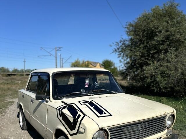 Бежевый ВАЗ 2101, объемом двигателя 1.6 л и пробегом 3 тыс. км за 596 $, фото 1 на Automoto.ua