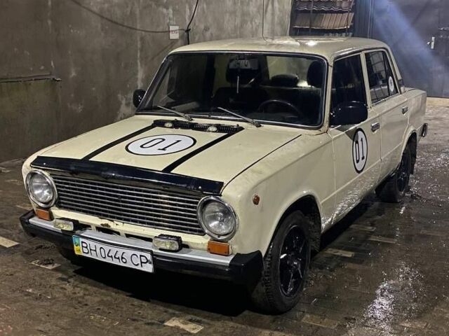 Бежевый ВАЗ 2101, объемом двигателя 1.2 л и пробегом 200 тыс. км за 650 $, фото 1 на Automoto.ua