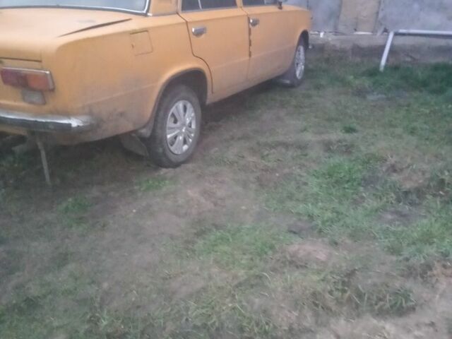 Бежевий ВАЗ 2101, об'ємом двигуна 1 л та пробігом 1000 тис. км за 308 $, фото 1 на Automoto.ua