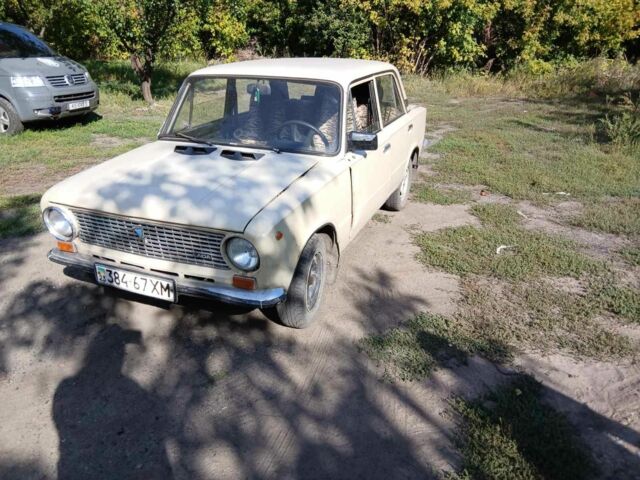 Бежевий ВАЗ 2101, об'ємом двигуна 0 л та пробігом 150 тис. км за 444 $, фото 1 на Automoto.ua