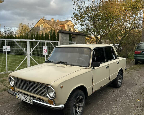 Бежевий ВАЗ 2101, об'ємом двигуна 1.2 л та пробігом 300 тис. км за 850 $, фото 1 на Automoto.ua