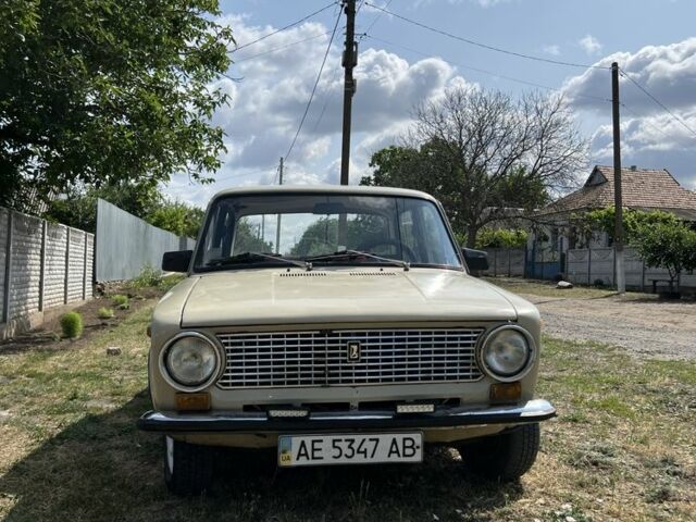 Бежевий ВАЗ 2101, об'ємом двигуна 1.3 л та пробігом 250 тис. км за 650 $, фото 1 на Automoto.ua
