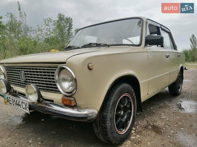 Бежевый ВАЗ 2101, объемом двигателя 1.2 л и пробегом 1000 тыс. км за 695 $, фото 1 на Automoto.ua