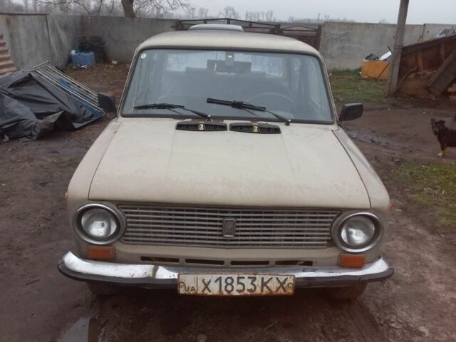 Бежевый ВАЗ 2101, объемом двигателя 1 л и пробегом 10 тыс. км за 284 $, фото 1 на Automoto.ua