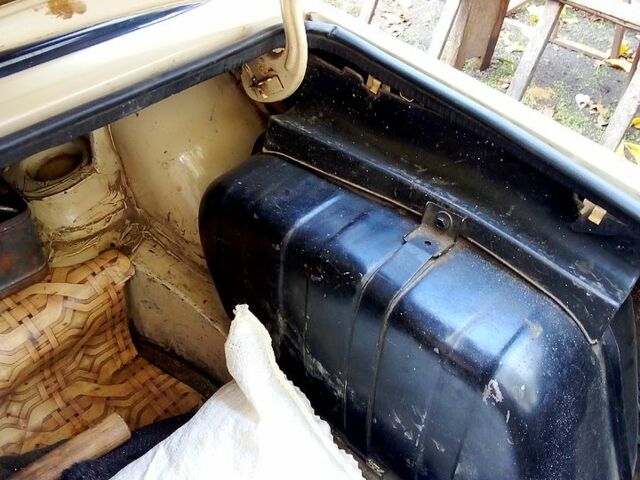 Бежевый ВАЗ 2101, объемом двигателя 1.2 л и пробегом 0 тыс. км за 1000 $, фото 1 на Automoto.ua