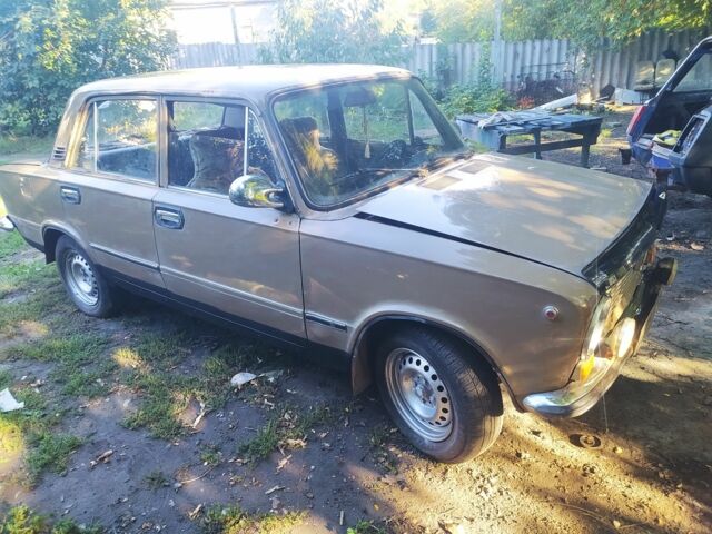 Бежевый ВАЗ 2101, объемом двигателя 3 л и пробегом 123 тыс. км за 500 $, фото 1 на Automoto.ua