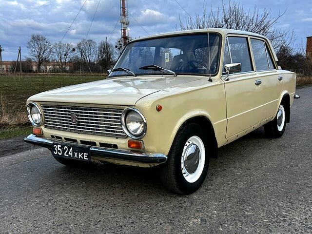 Бежевый ВАЗ 2101, объемом двигателя 1.2 л и пробегом 0 тыс. км за 1200 $, фото 1 на Automoto.ua