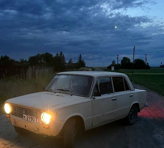Бежевый ВАЗ 2101, объемом двигателя 1.5 л и пробегом 110 тыс. км за 363 $, фото 1 на Automoto.ua