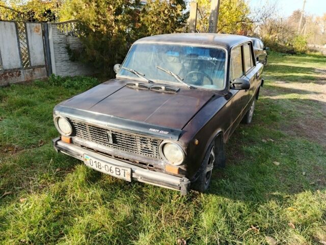 Коричневый ВАЗ 2101, объемом двигателя 1.3 л и пробегом 300 тыс. км за 200 $, фото 1 на Automoto.ua