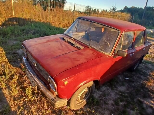 Красный ВАЗ 2101, объемом двигателя 1.3 л и пробегом 3 тыс. км за 189 $, фото 1 на Automoto.ua