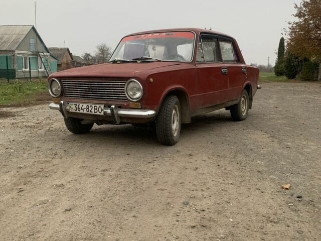 Красный ВАЗ 2101, объемом двигателя 1.3 л и пробегом 258 тыс. км за 16000 $, фото 1 на Automoto.ua