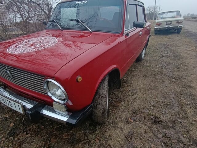 Красный ВАЗ 2101, объемом двигателя 1.2 л и пробегом 3 тыс. км за 713 $, фото 1 на Automoto.ua