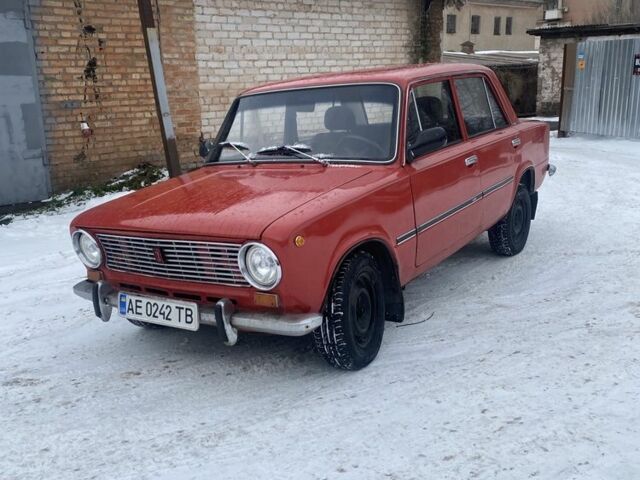 Червоний ВАЗ 2101, об'ємом двигуна 1.2 л та пробігом 1 тис. км за 1000 $, фото 1 на Automoto.ua