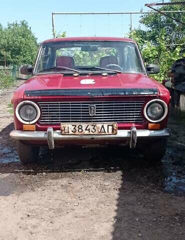 Красный ВАЗ 2101, объемом двигателя 1.3 л и пробегом 150 тыс. км за 450 $, фото 1 на Automoto.ua