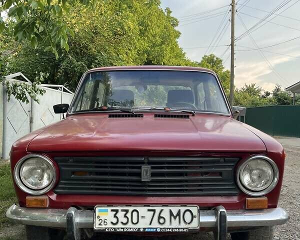 ВАЗ 2101 1973 в Черновцах на Automoto.ua Красный ВАЗ 2101, объемом двигателя 0 л и пробегом 80 тыс. км за 600 $, фото 1 на Automoto.ua