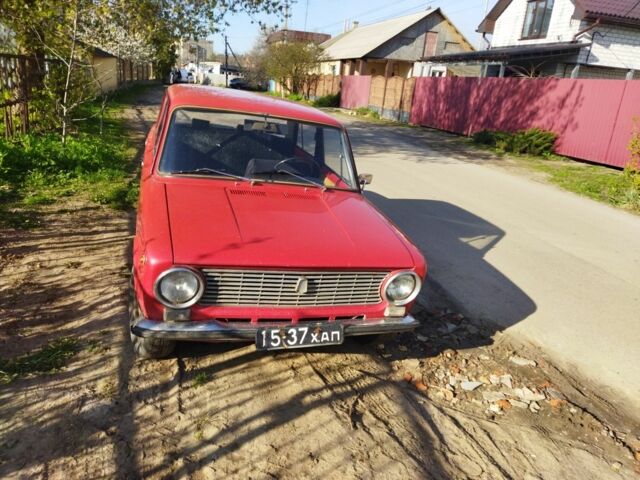Красный ВАЗ 2101, объемом двигателя 1.3 л и пробегом 75 тыс. км за 1020 $, фото 1 на Automoto.ua