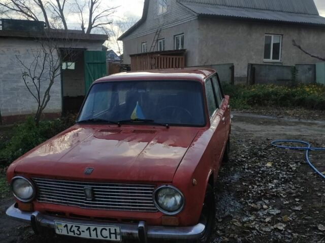 Червоний ВАЗ 2101, об'ємом двигуна 1 л та пробігом 230 тис. км за 286 $, фото 1 на Automoto.ua