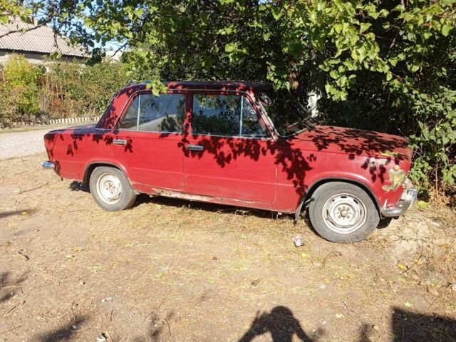 Красный ВАЗ 2101, объемом двигателя 0 л и пробегом 2 тыс. км за 291 $, фото 1 на Automoto.ua