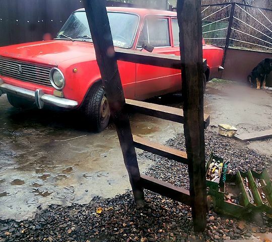 Красный ВАЗ 2101, объемом двигателя 1.1 л и пробегом 0 тыс. км за 250 $, фото 1 на Automoto.ua