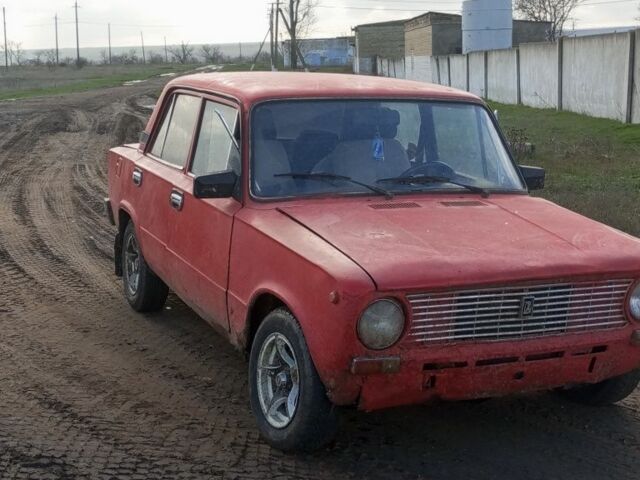 Красный ВАЗ 2101, объемом двигателя 0 л и пробегом 155 тыс. км за 356 $, фото 1 на Automoto.ua