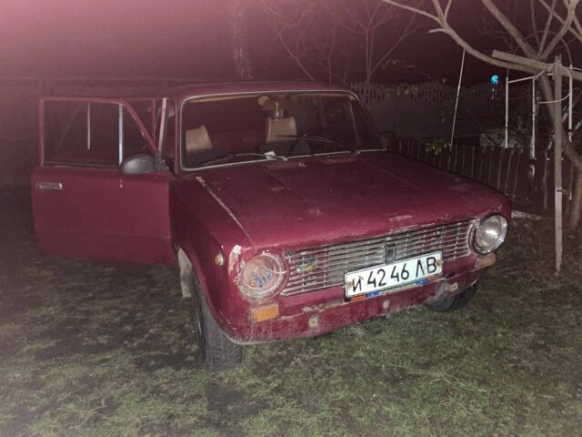 Красный ВАЗ 2101, объемом двигателя 0 л и пробегом 200 тыс. км за 190 $, фото 1 на Automoto.ua