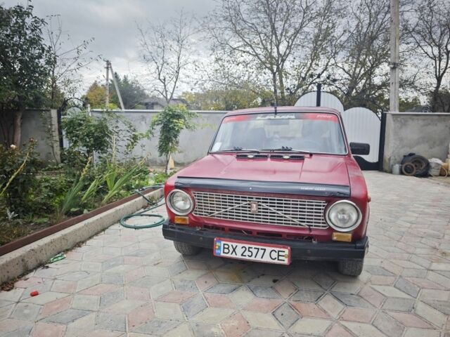 Красный ВАЗ 2101, объемом двигателя 1.3 л и пробегом 100 тыс. км за 372 $, фото 1 на Automoto.ua