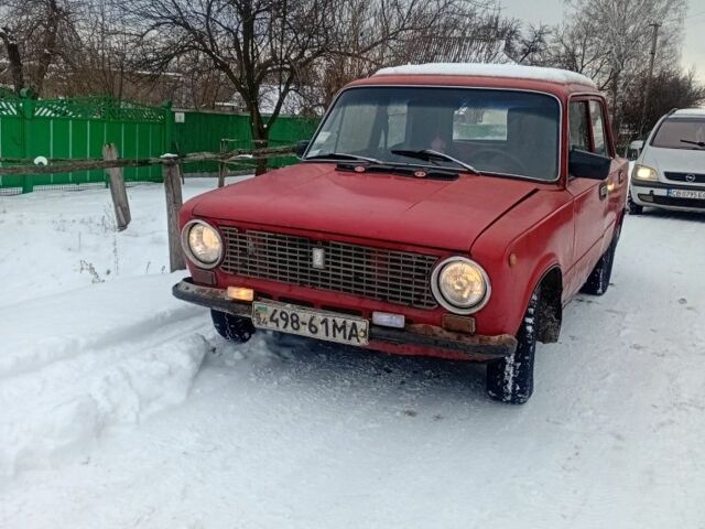 Червоний ВАЗ 2101, об'ємом двигуна 0 л та пробігом 111 тис. км за 378 $, фото 1 на Automoto.ua