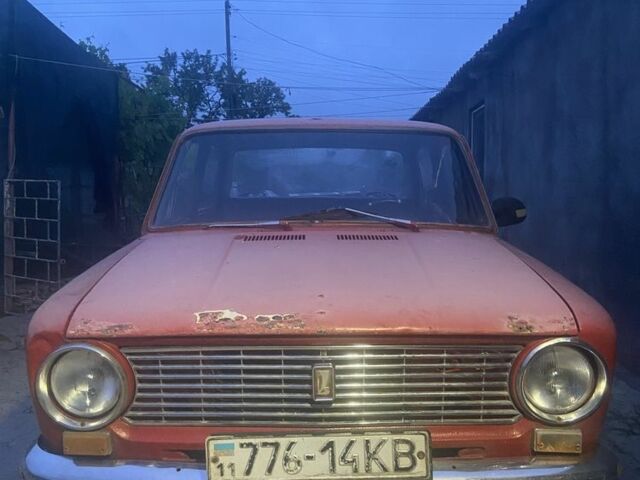 Красный ВАЗ 2101, объемом двигателя 0 л и пробегом 111 тыс. км за 293 $, фото 1 на Automoto.ua