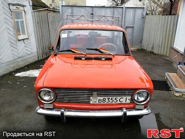 Красный ВАЗ 2101, объемом двигателя 1.2 л и пробегом 290 тыс. км за 1000 $, фото 1 на Automoto.ua