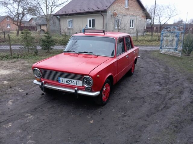 Красный ВАЗ 2101, объемом двигателя 1.2 л и пробегом 50 тыс. км за 650 $, фото 1 на Automoto.ua