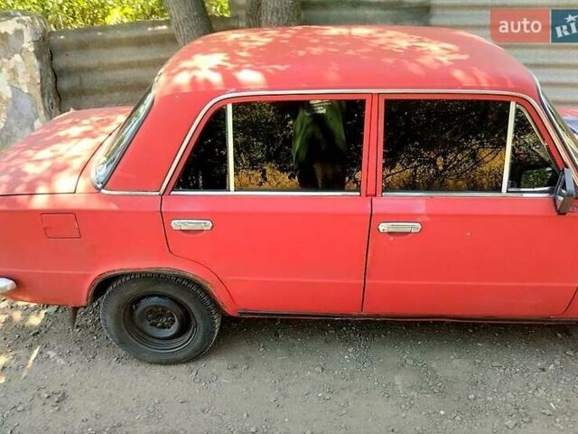 Красный ВАЗ 2101, объемом двигателя 1.2 л и пробегом 900 тыс. км за 850 $, фото 1 на Automoto.ua