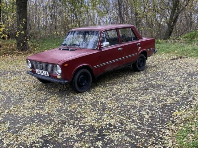 Красный ВАЗ 2101, объемом двигателя 0 л и пробегом 200 тыс. км за 357 $, фото 1 на Automoto.ua