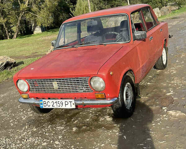 Красный ВАЗ 2101, объемом двигателя 1.3 л и пробегом 100 тыс. км за 500 $, фото 1 на Automoto.ua