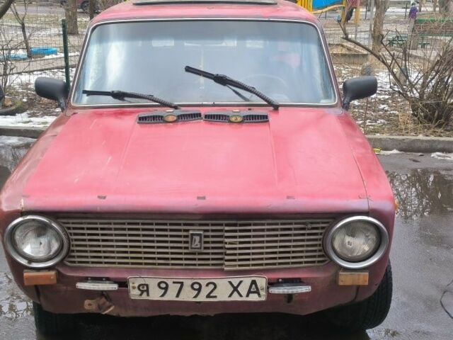 Червоний ВАЗ 2101, об'ємом двигуна 1.6 л та пробігом 500 тис. км за 500 $, фото 1 на Automoto.ua