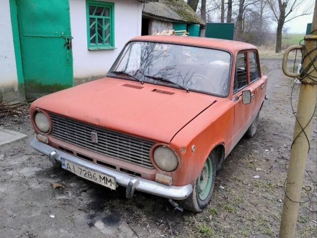 Червоний ВАЗ 2101, об'ємом двигуна 1.2 л та пробігом 263 тис. км за 836 $, фото 1 на Automoto.ua