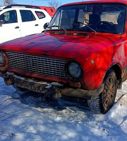 Красный ВАЗ 2101, объемом двигателя 13 л и пробегом 0 тыс. км за 380 $, фото 1 на Automoto.ua