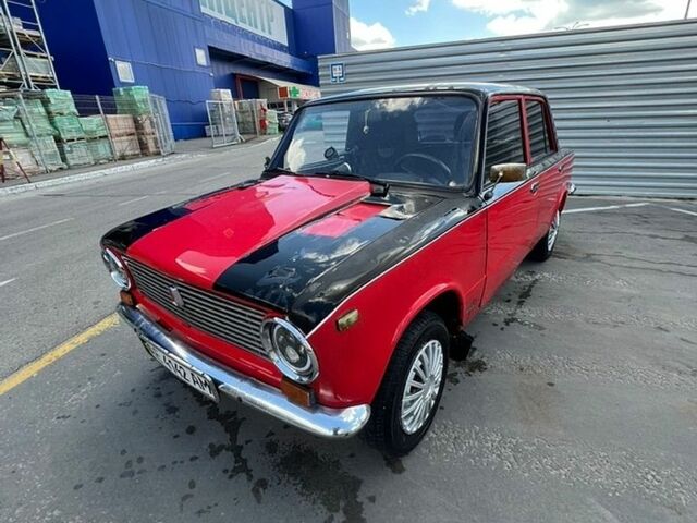 Красный ВАЗ 2101, объемом двигателя 1.2 л и пробегом 74 тыс. км за 600 $, фото 1 на Automoto.ua