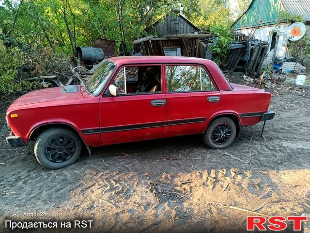 Красный ВАЗ 2101, объемом двигателя 1.2 л и пробегом 237 тыс. км за 550 $, фото 1 на Automoto.ua