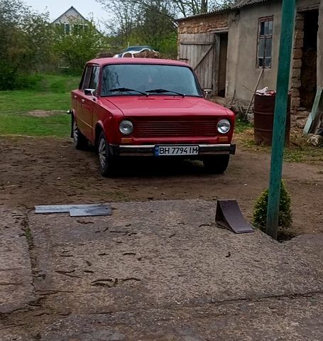 Червоний ВАЗ 2101, об'ємом двигуна 1.3 л та пробігом 200 тис. км за 800 $, фото 1 на Automoto.ua