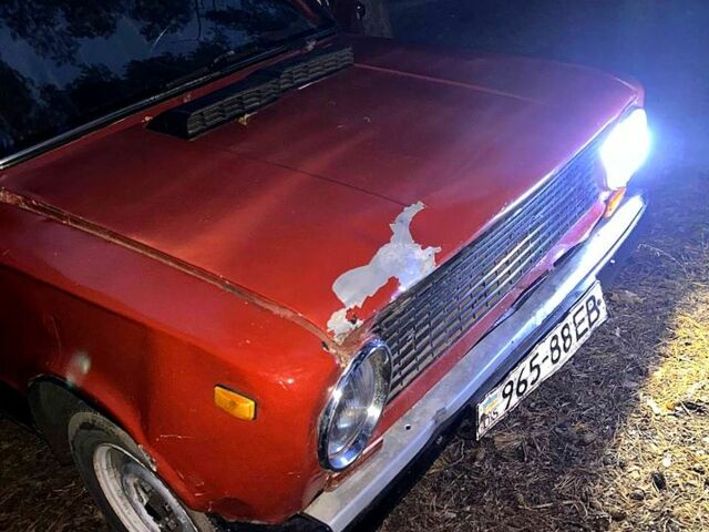 Красный ВАЗ 2101, объемом двигателя 1.3 л и пробегом 303 тыс. км за 350 $, фото 1 на Automoto.ua